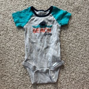 🔥5/$4🔥 0-3m onesie